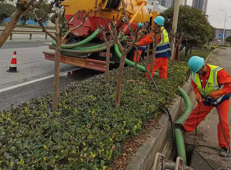 东川市政管道清淤