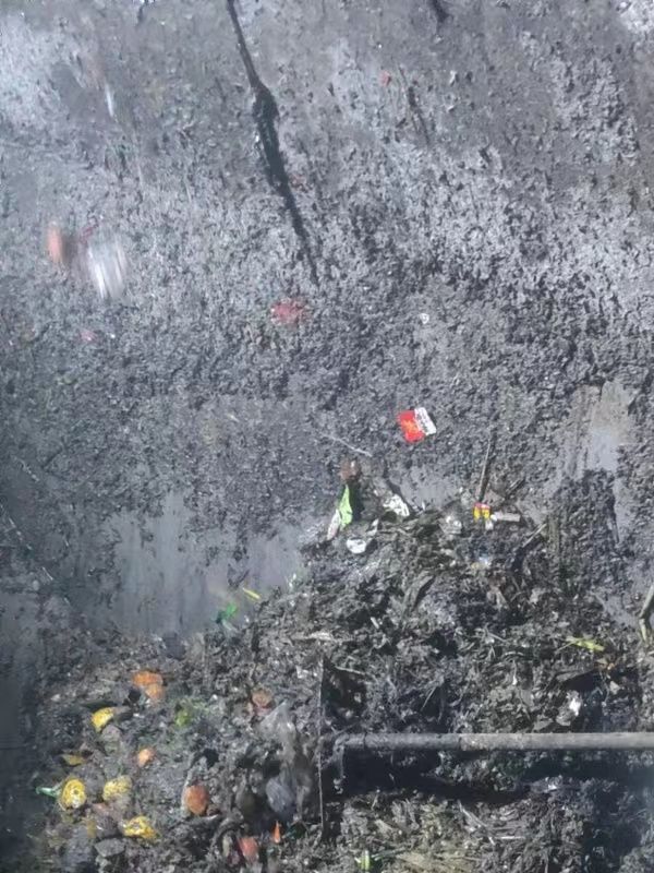 东川污水池清理
